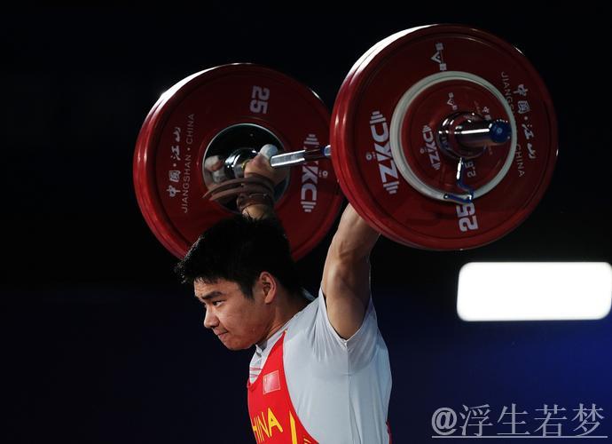 刘伟健斩获举重男子73公斤级双金殊荣 刘伟健斩获举重男子73公斤级双金殊荣